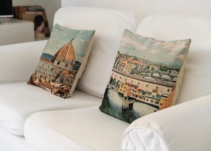 House On The Roof - Florence Dolce Vita